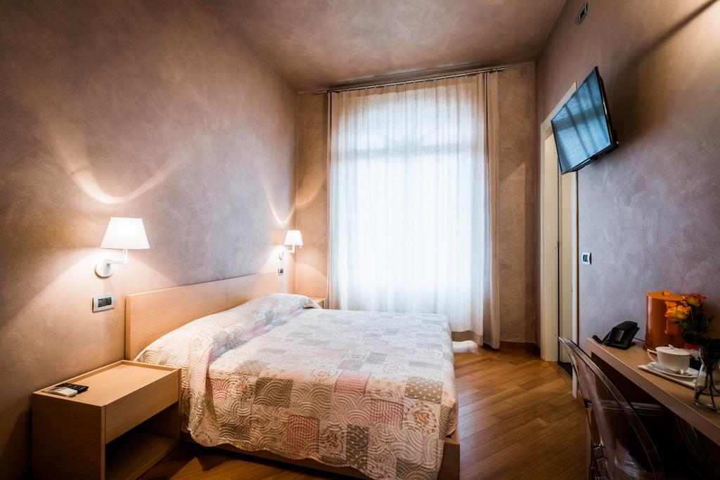 Relais 23 Hotel & Ristorante Castelnuovo Belbo Exterior photo